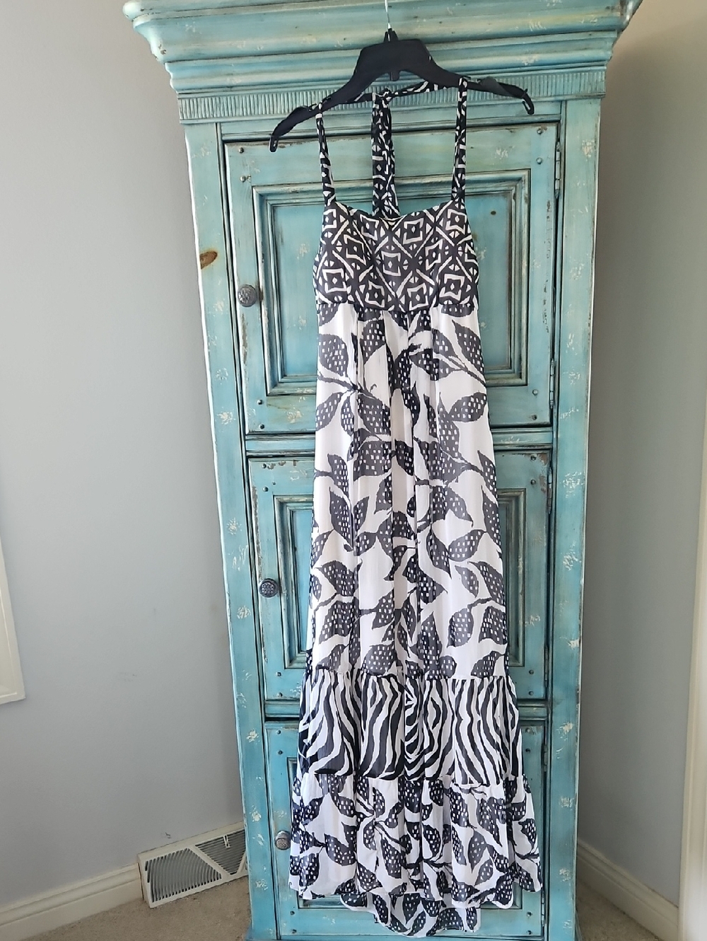 White House Black Market Black and White Patterned Maxi Dress